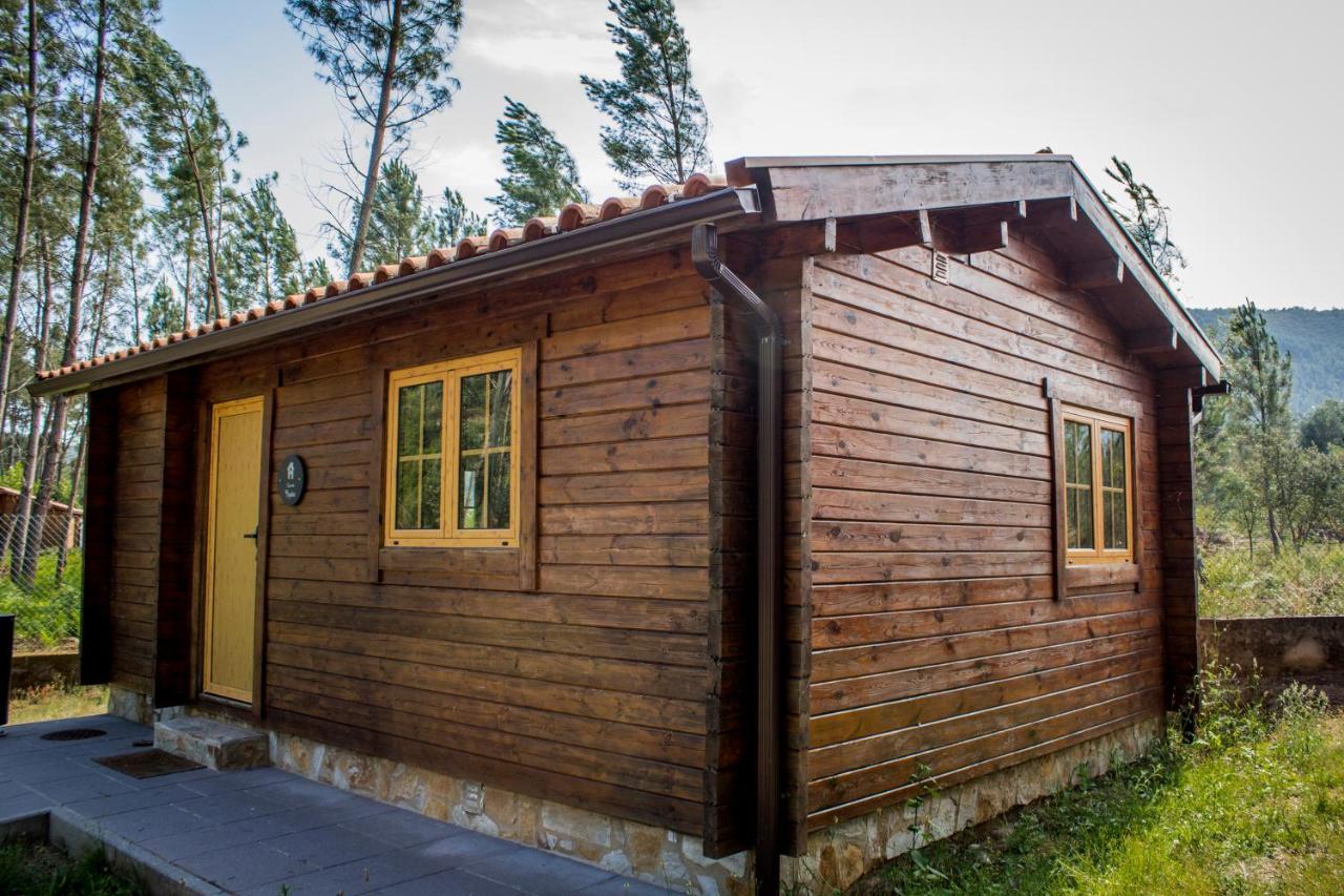 Xisto Camping Janeiro de Baixo Ngoại thất bức ảnh