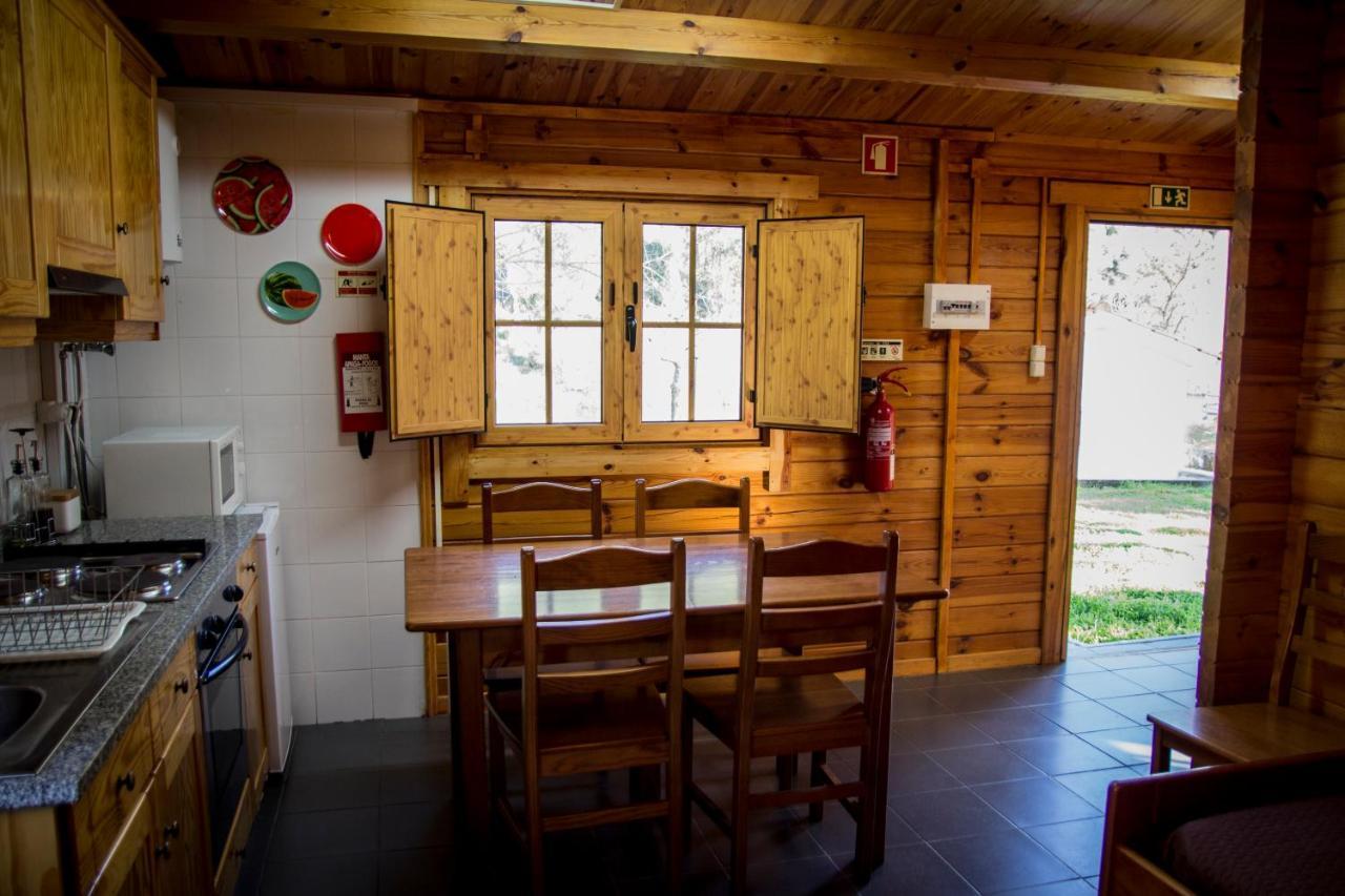 Xisto Camping Janeiro de Baixo Ngoại thất bức ảnh