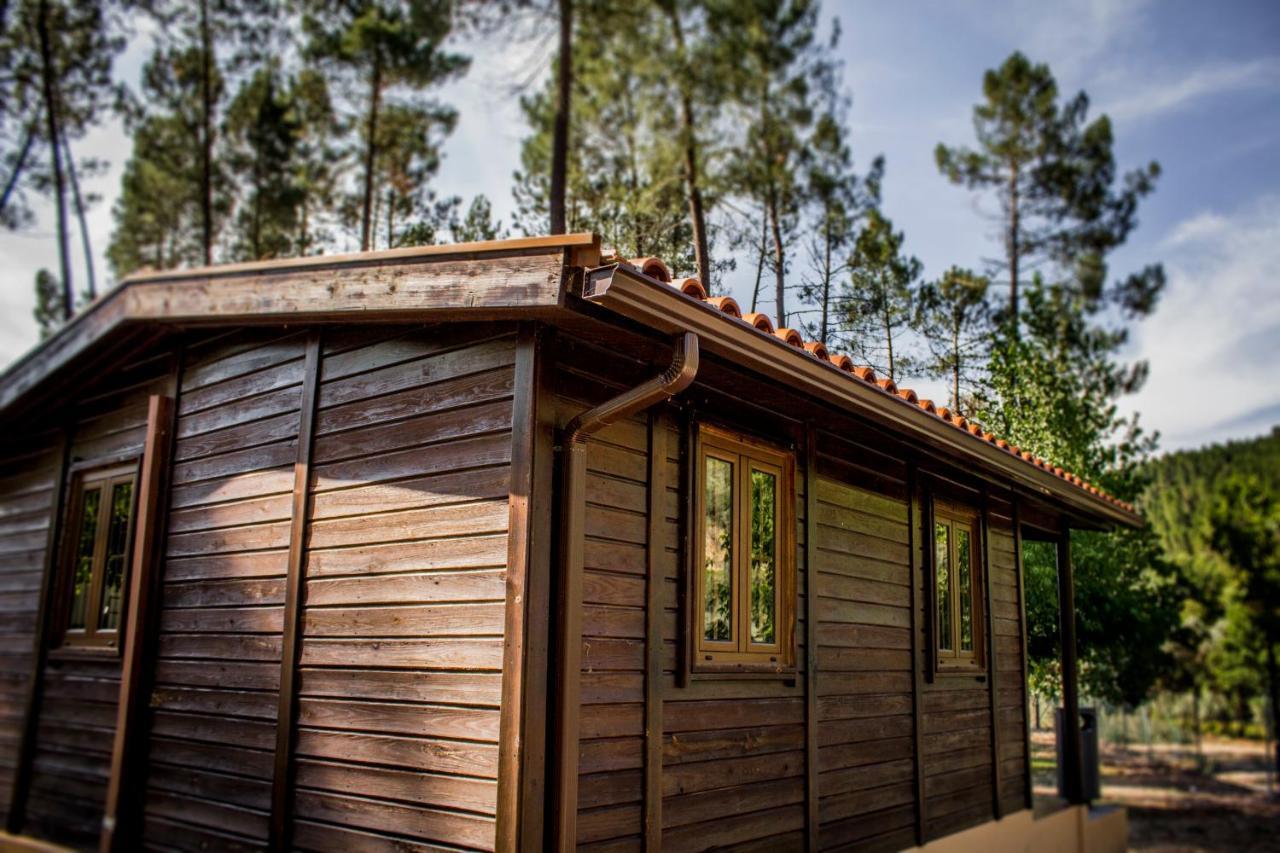 Xisto Camping Janeiro de Baixo Ngoại thất bức ảnh