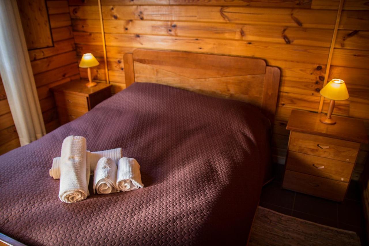 Xisto Camping Janeiro de Baixo Ngoại thất bức ảnh