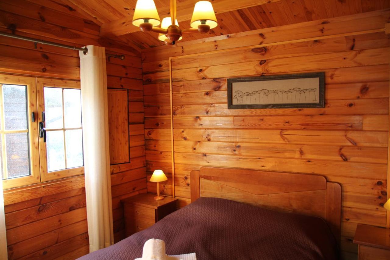 Xisto Camping Janeiro de Baixo Ngoại thất bức ảnh