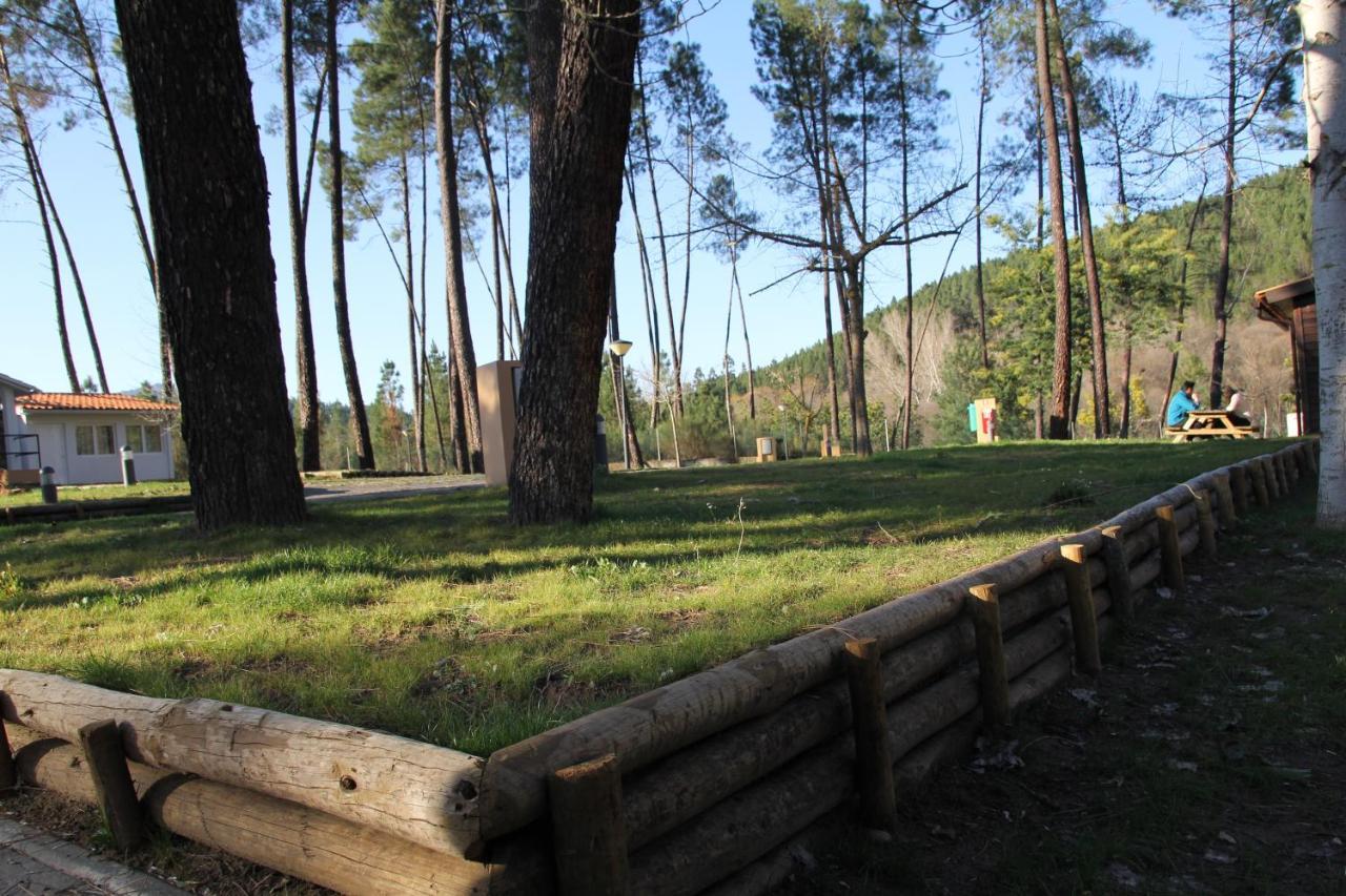 Xisto Camping Janeiro de Baixo Ngoại thất bức ảnh